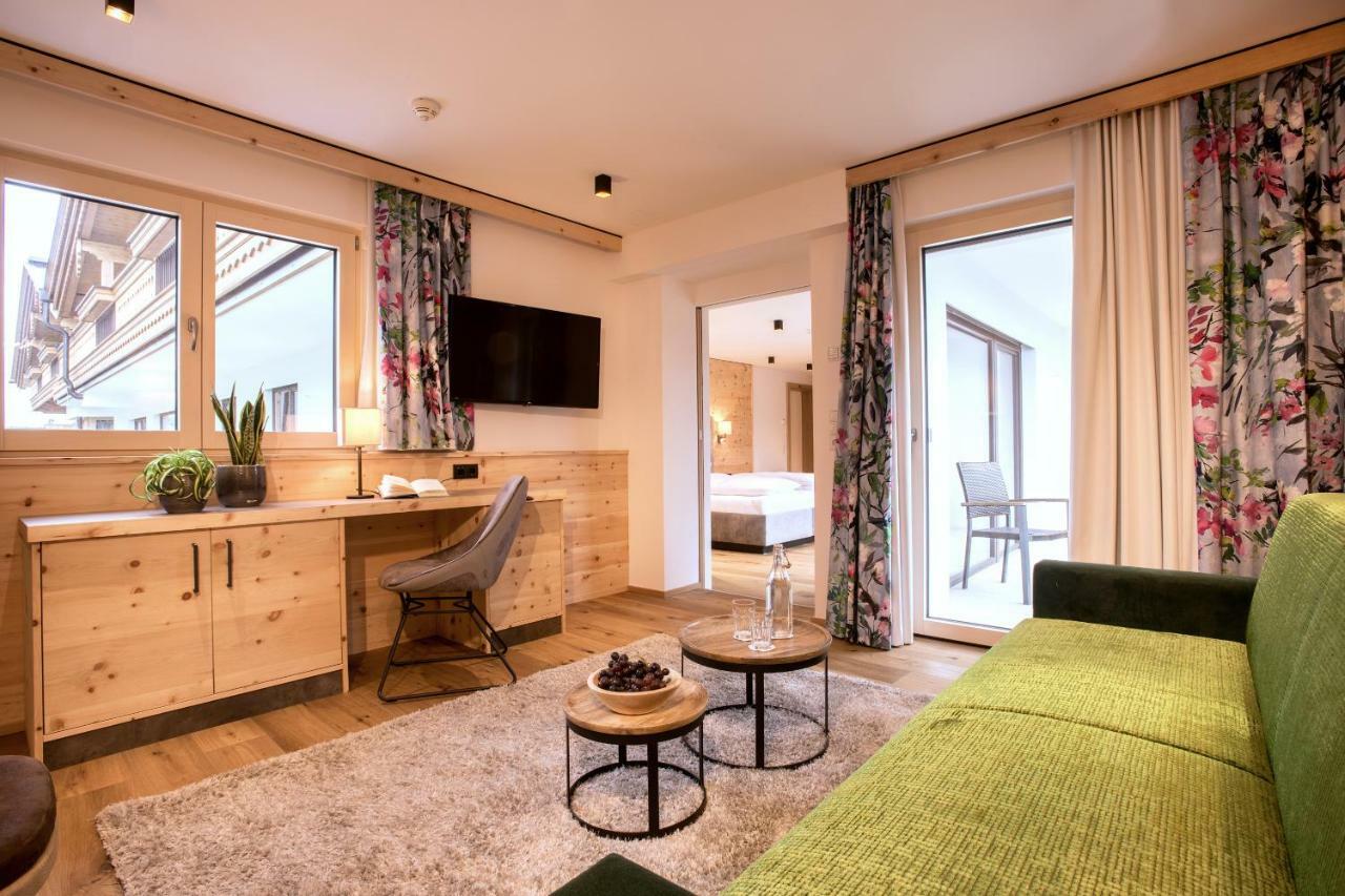 Hotel Tipotsch シュトゥンム エクステリア 写真